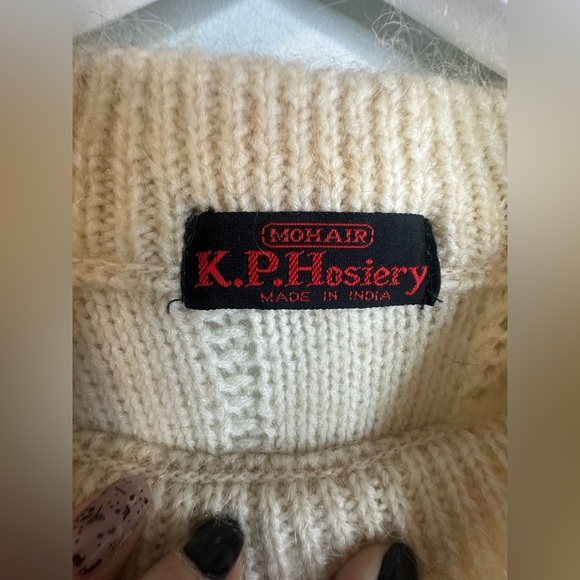 Gorgeous 3D Mohair  Floral Neutral Winter Cozy Knit Sweater - Picture 6 of 16